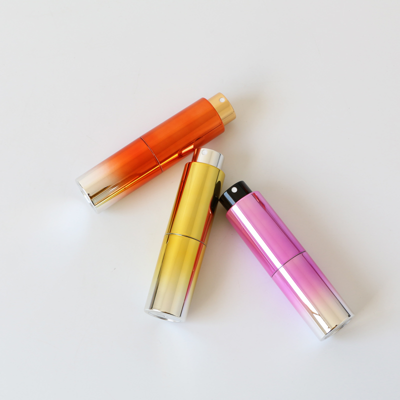 高檔20ml塑料旋轉(zhuǎn)噴霧瓶 玻璃內(nèi)膽 表面電鍍工藝